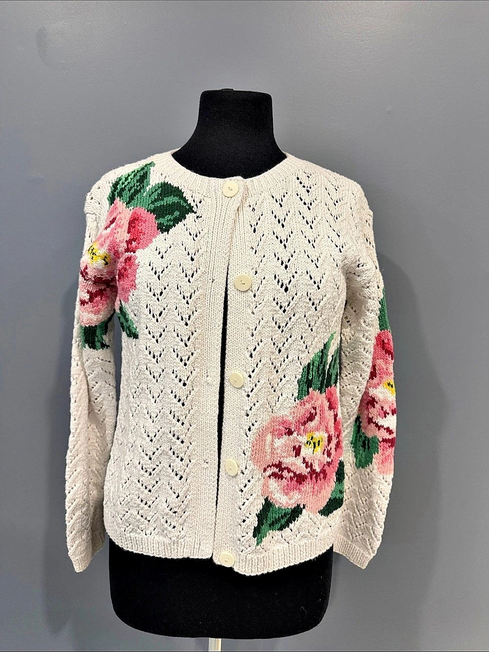 Adrienne Vittadini Sport Floral Cardigan in Cream & Pink Large Like New